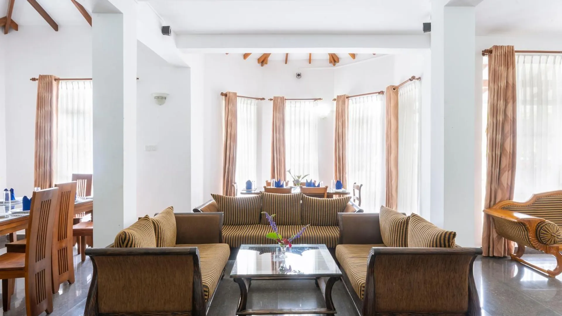 Aaradhya Nuwara Eliya Hotel 0*,